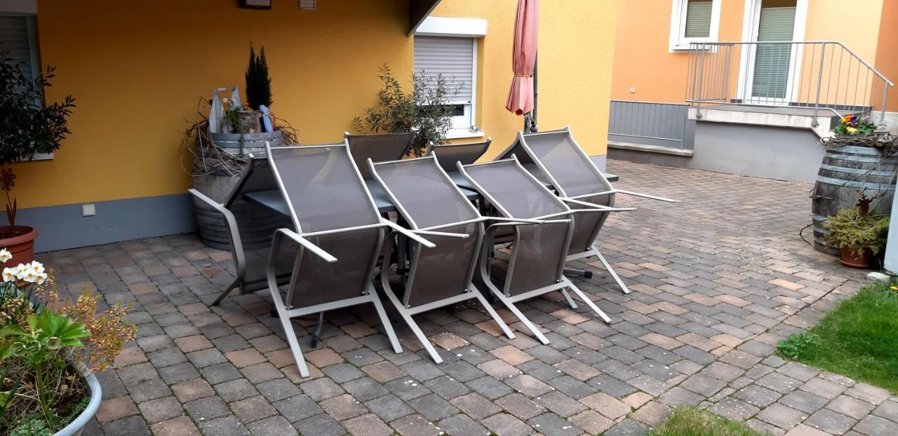 Ferienwohnung Punkt, 5 Gehminuten Vom Europa-Park Rust Exterior foto