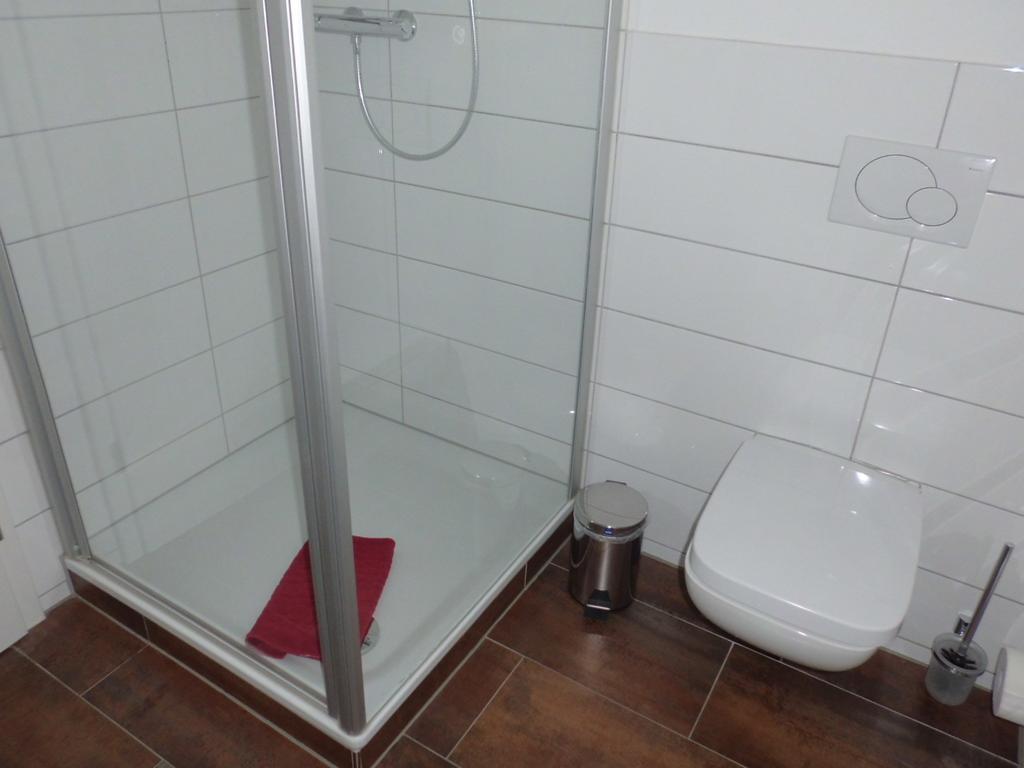 Ferienwohnung Punkt, 5 Gehminuten Vom Europa-Park Rust Cameră foto